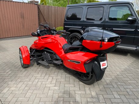 2021 BRP Can-Am Spyder, красный, 1700000 рублей, вид 4