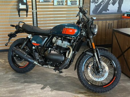 2026 Royal Enfield Bear 650, зелёный, 737000 рублей, вид 1