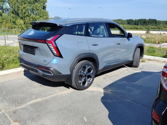 2024 Geely Atlas II, голубой, 3000000 рублей - вид 1