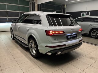 2020 Audi Q7 45 TDI II (4M) Рестайлинг, белый, 7750000 рублей, вид 4