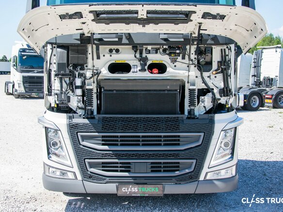 2017 Volvo FH, белый - вид 14