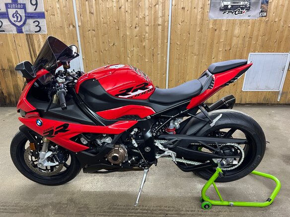 2020 BMW S 1000 RR, красный, 2400000 рублей - вид 22