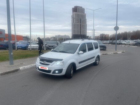 2017 Lada (ВАЗ) Largus I, белый, 470000 рублей, вид 3