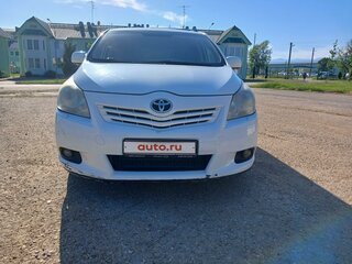 2012 Toyota Verso I, белый, 1000000 рублей, вид 1