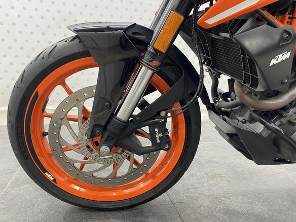 2020 KTM 390 Duke, оранжевый, 455000 рублей - вид 8