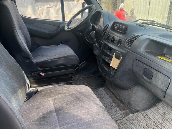 2002 Mercedes-Benz Sprinter, коричневый, 880000 рублей - вид 1