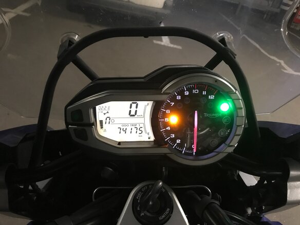 2013 Triumph Tiger 1200, синий, 600000 рублей - вид 5