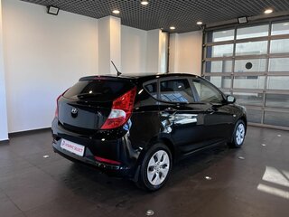 2016 Hyundai Solaris I Рестайлинг, чёрный, 899000 рублей, вид 3