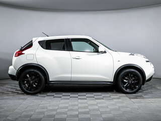 2011 Nissan Juke I, белый, 899000 рублей, вид 4