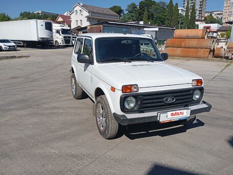 2024 Lada (ВАЗ) Niva Legend I, белый, 821750 рублей, вид 2