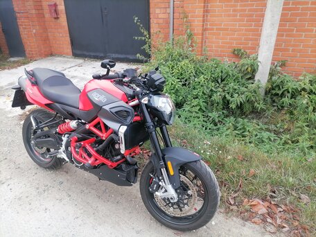 2020 Aprilia SL 900 Shiver, красный, 1200000 рублей, вид 2