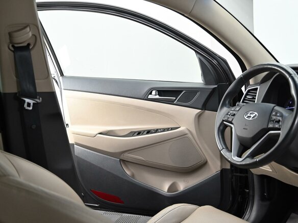 2018 Hyundai Tucson III, серый, 1665000 рублей - вид 10