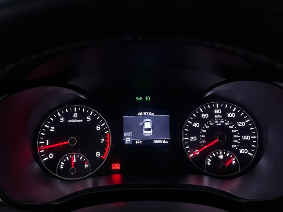 2019 Kia Optima IV Рестайлинг, красный, 2200000 рублей - вид 12