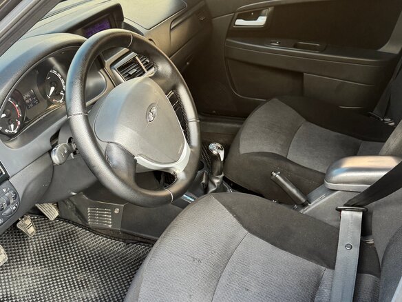 2015 Lada (ВАЗ) Priora I Рестайлинг, чёрный, 580000 рублей - вид 8
