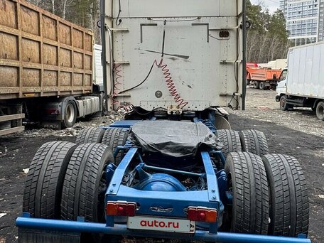 2003 Freightliner Century Class, белый, 980000 рублей, вид 5