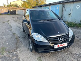 2009 Mercedes-Benz A-Класс 170 II (W169) Рестайлинг, чёрный, 540000 рублей, вид 1