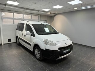 2012 Peugeot Partner II Рестайлинг, белый, 970000 рублей, вид 3