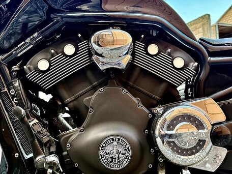 2004 Harley-Davidson V-Rod, чёрный, 2800000 рублей, вид 5