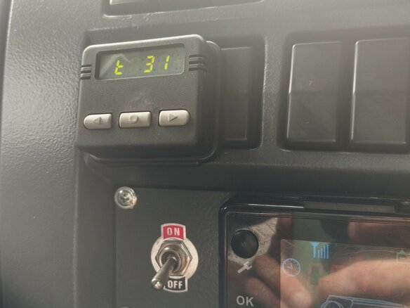2011 Renault Premium, белый, 3000000 рублей - вид 21