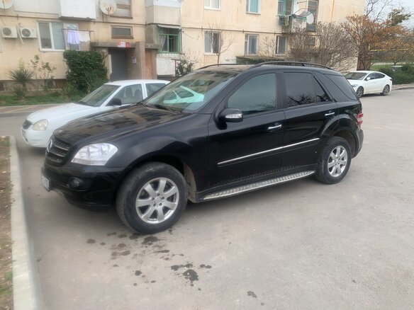 2006 Mercedes-Benz M-Класс 350 II (W164), чёрный, 1015000 рублей