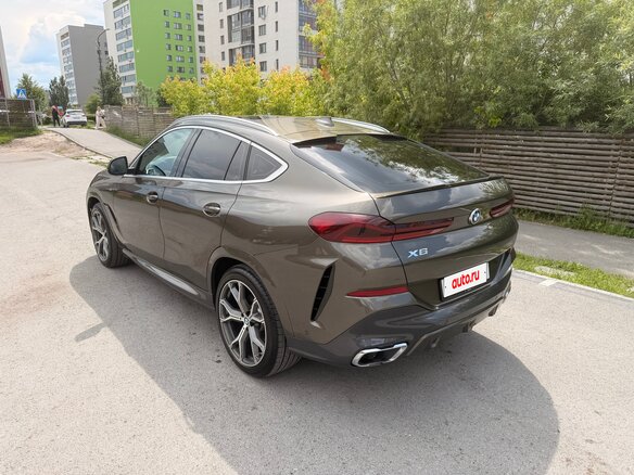 2022 BMW X6 30d III (G06), серый, 9100000 рублей - вид 6