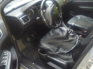 2004 Peugeot 307 I, серебристый, 520000 рублей, вид 2