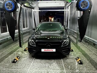 2018 Mercedes-Benz E-Класс 200 V (W213, S213, C238), чёрный, 2200000 рублей, вид 3