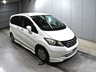 2009 Honda Freed I, белый, 730000 рублей, вид 1
