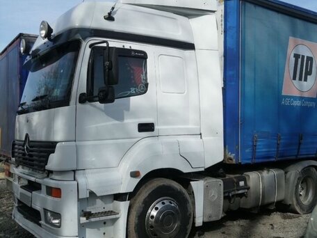 2004 Mercedes-Benz Axor, белый, 1750000 рублей, вид 5