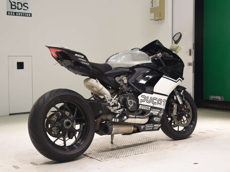 2020 Ducati Panigale V2, белый, 1400000 рублей, вид 5