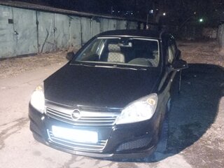 2010 Opel Astra H Рестайлинг, чёрный, 600000 рублей, вид 4
