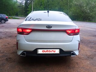 2020 Kia Rio IV Рестайлинг, белый, 1250000 рублей, вид 3