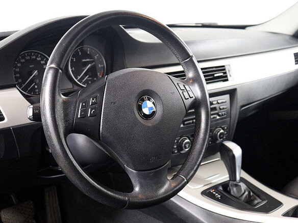 2011 BMW 3 серии 318i V (E90/E91/E92/E93) Рестайлинг, красный - вид 14