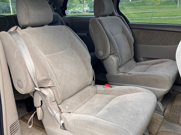 2005 Toyota Sienna II Рестайлинг, бежевый, 990000 рублей - вид 26