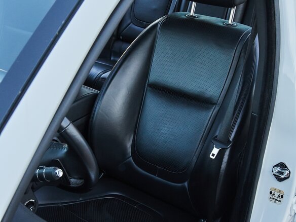 2013 Jaguar XF I Рестайлинг, белый, 2650000 рублей - вид 13