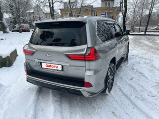 2019 Lexus LX 570 III Рестайлинг 2, серый, 11000000 рублей, вид 5