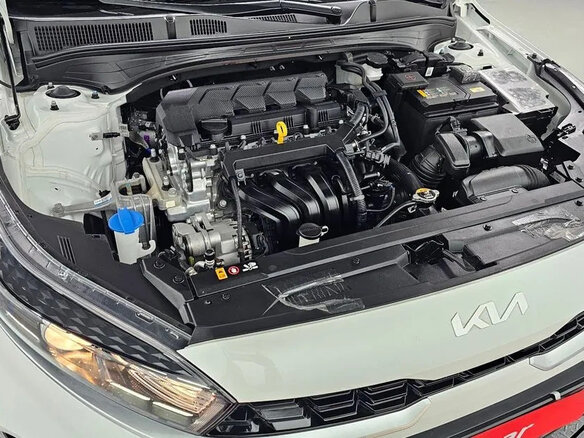 2024 Kia K3 II (China Market) Рестайлинг, белый, 1900000 рублей - вид 13