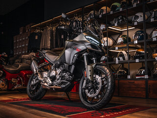 2026 Ducati Multistrada V2, зелёный, 2590000 рублей, вид 1
