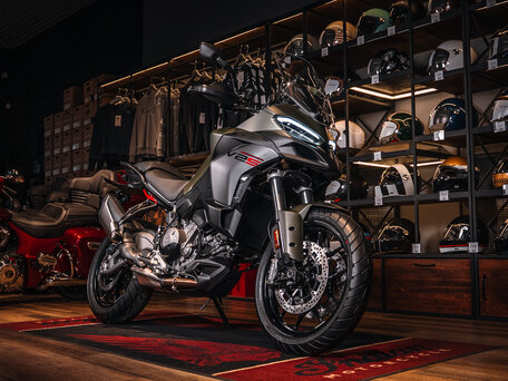 2026 Ducati Multistrada V2, зелёный, 2590000 рублей, вид 1