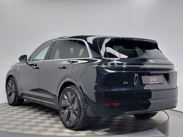 2026 Li Auto (Lixiang) L7 52.3 kWh I Рестайлинг, чёрный, 10690000 рублей - вид 27