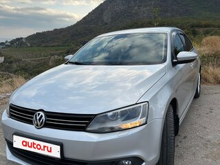 2013 Volkswagen Jetta VI, серый, 1900000 рублей, вид 3