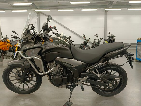 2019 Honda 400X, серый, 540000 рублей - вид 3