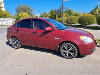 2007 Hyundai Verna II, пурпурный, 380000 рублей, вид 3