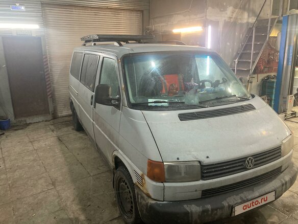 1999 Volkswagen Transporter T4, серый, 550000 рублей - вид 2