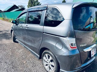 2012 Honda Freed I Рестайлинг, серый, 940000 рублей, вид 4