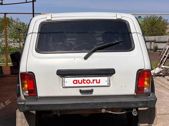2012 Lada (ВАЗ) 2121 (4x4) I Рестайлинг, белый, 405000 рублей - вид 2