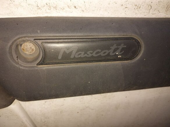 2004 Renault Mascott, белый, 1800000 рублей - вид 9