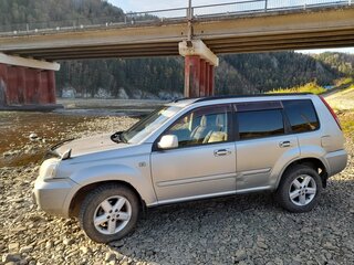 2003 Nissan X-Trail I Рестайлинг, серебристый, 720000 рублей, вид 3