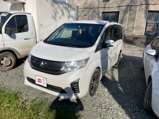 2015 Honda Stepwgn V, белый, 1780000 рублей, вид 2