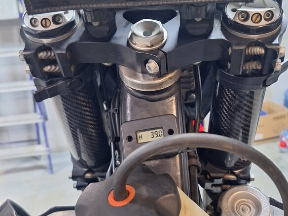 2024 ZM Tracer, чёрный, 350000 рублей - вид 8